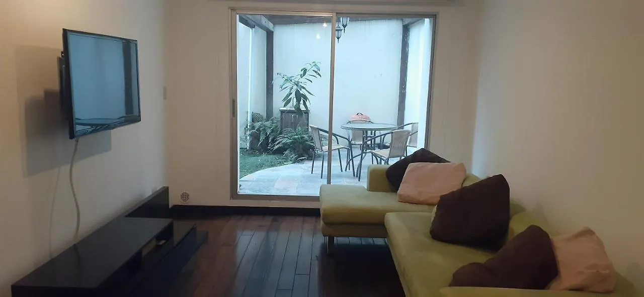 1430 Luxury Suite Edificio Avadell- Bellavista-Quito 0*, Quito