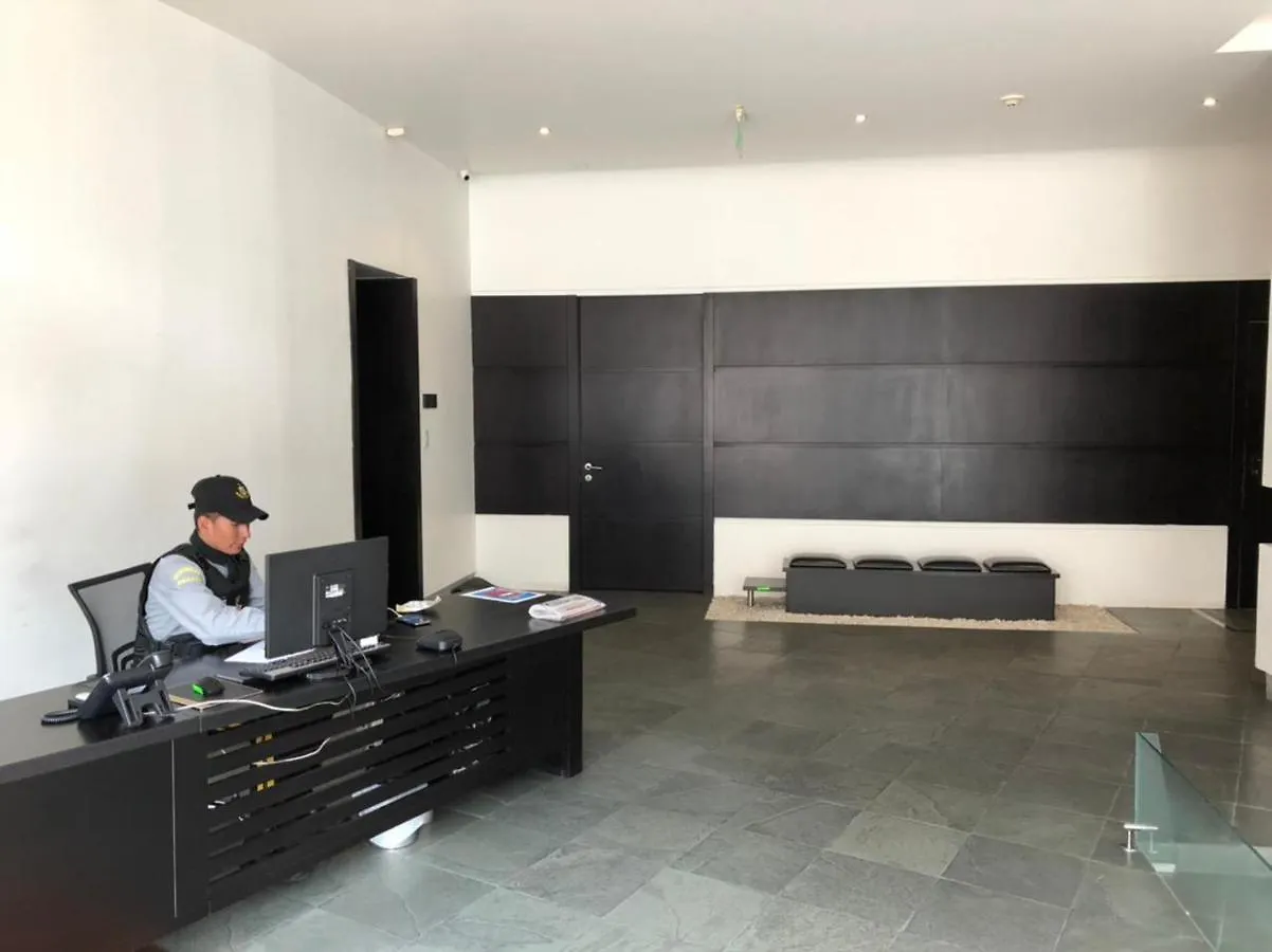 1430 Luxury Suite Edificio Avadell- Bellavista-Quito Apartment Quito