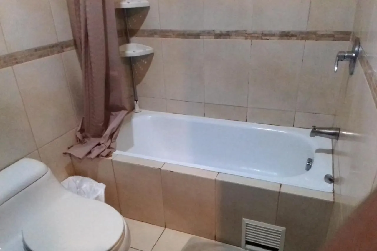1430 Luxury Suite Edificio Avadell- Bellavista-Quito 0*, Quito